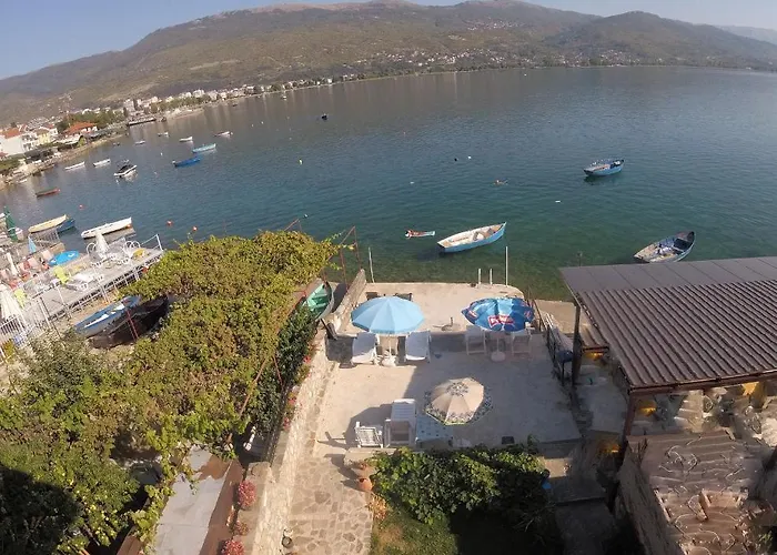Beachfront Apartments Grunche