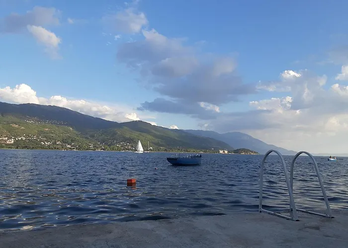 Beachfront Apartments Grunche