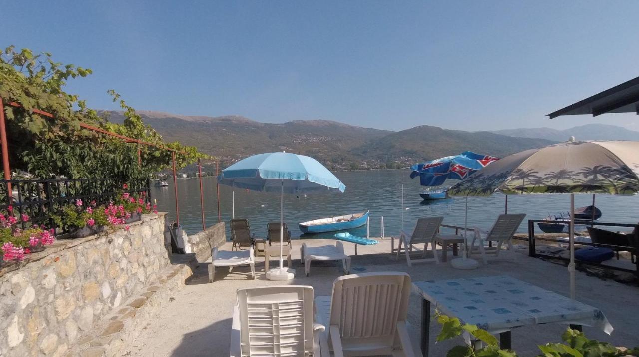 Beachfront Grunche Апартамент