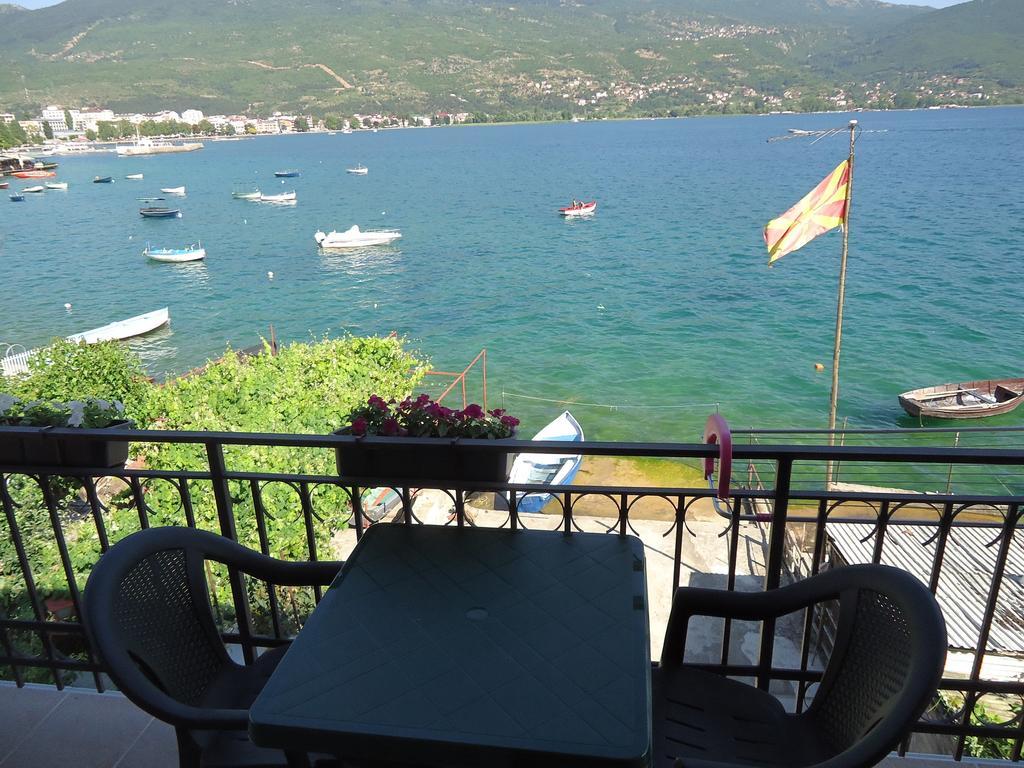 Beachfront Grunche Апартамент *